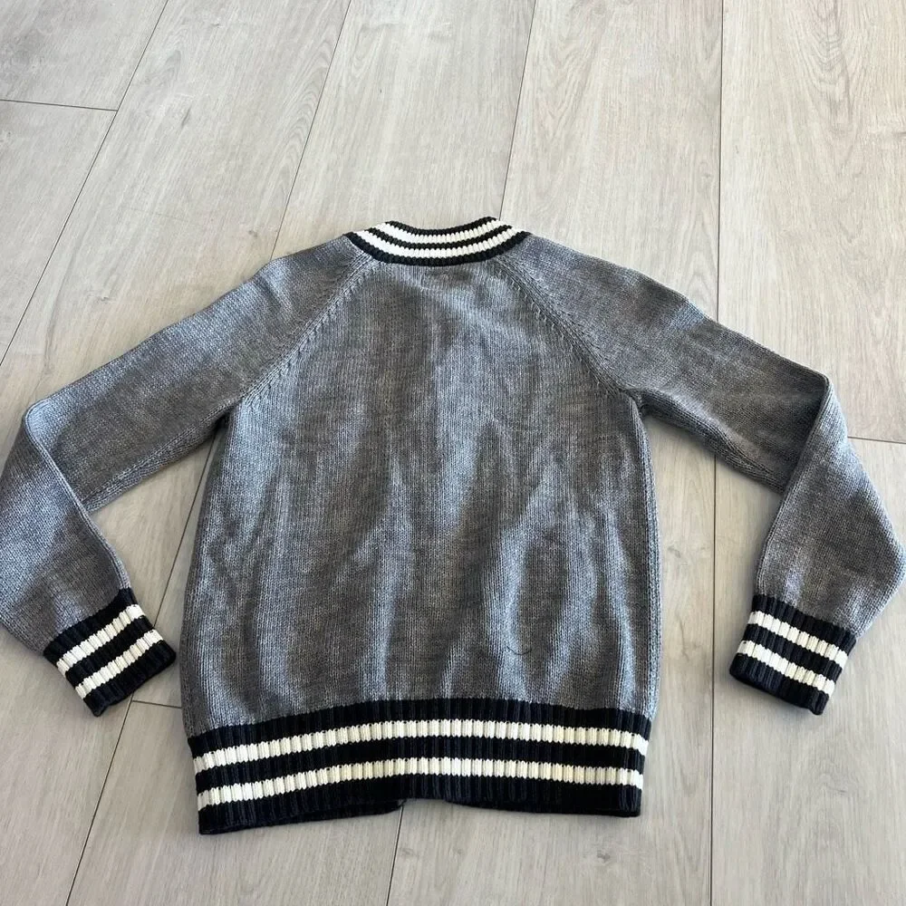 Gap boys sweater size L